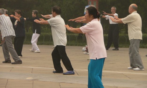 患膝骨關節炎，能繼續運動嗎