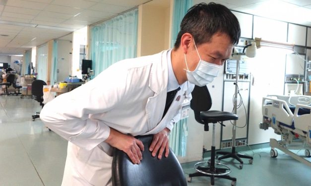 氣道異物的自我搶救